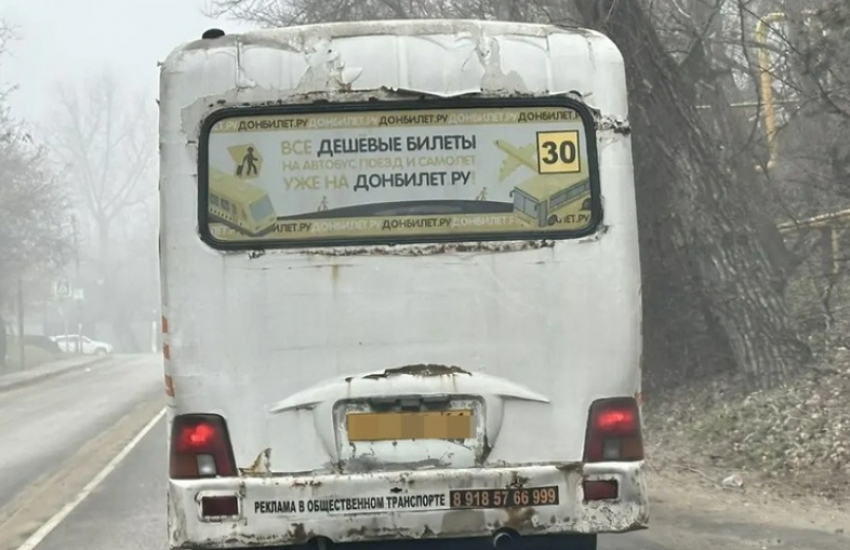 Ездить в них противно: неужели таганрогские маршрутки наконец отмоют от слоя грязи?