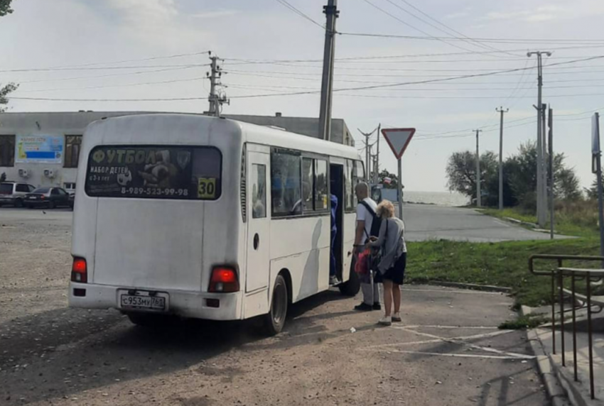 До конечных не доезжают: таганрогские автобусы сокращают свои маршруты
