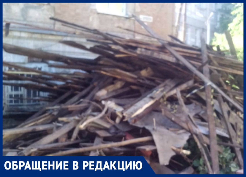 Гендиректор Борисова из «Триумфа» «забыла»,  что строительный мусор нужно вывозить