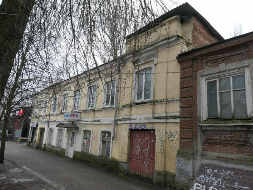 Два старинных особняка в Таганроге попали в программу по реставрации от Минкультуры