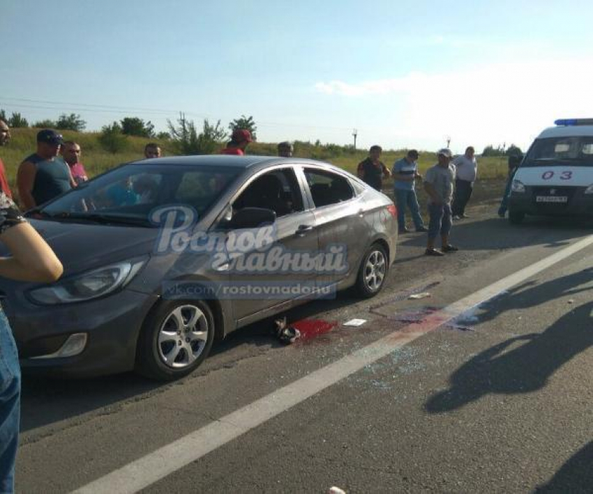 На трассе Ростов-Таганрог мужчина в форме МВД расстрелял семью