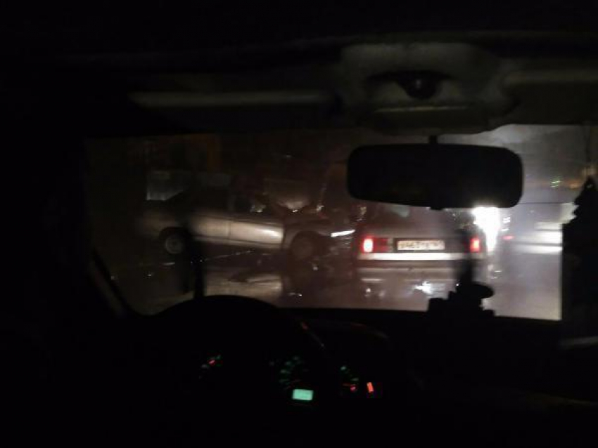 За сутки в Таганроге произошло два серьезных ДТП 