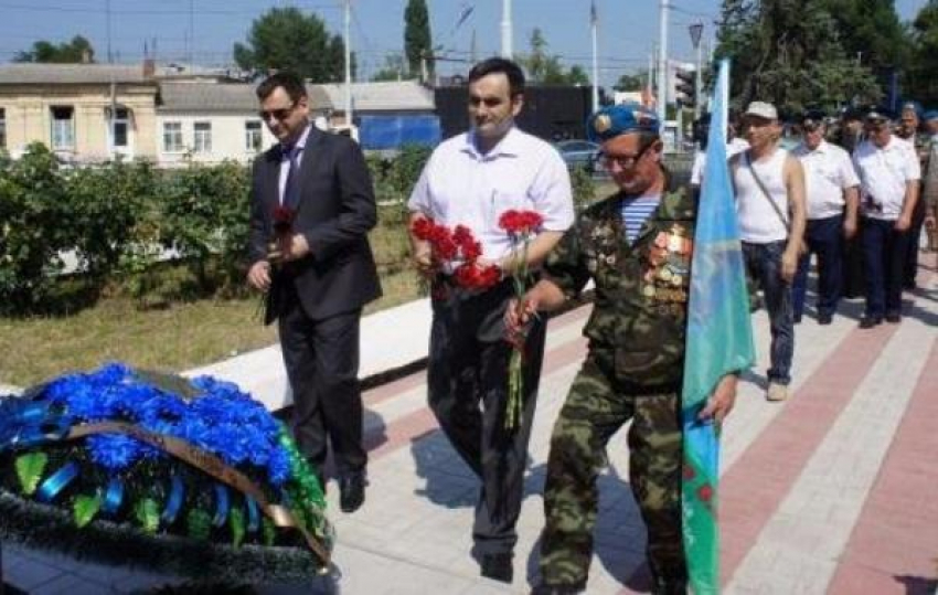 Праздничные мероприятия для десантников проходят в Таганроге