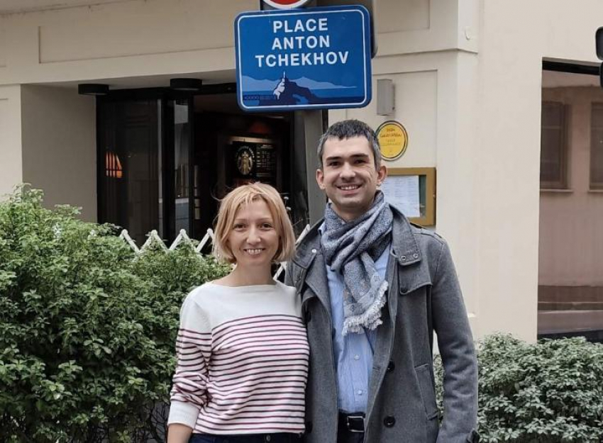 Сошлись два культурных кода: таганрогские французы креативно продвигают творчество Чехова в столице красного вина