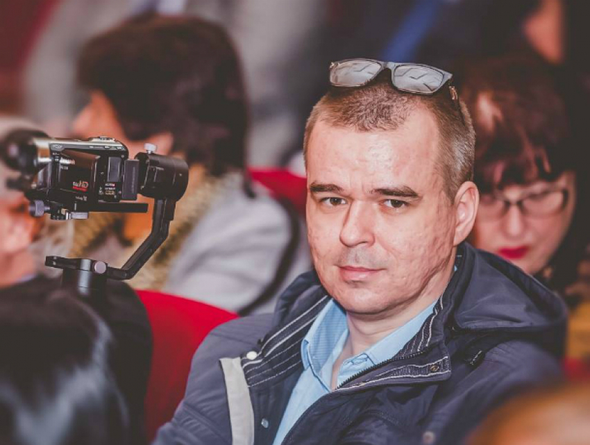 Сегодня День рождения празднует блогер Максим Алипатов