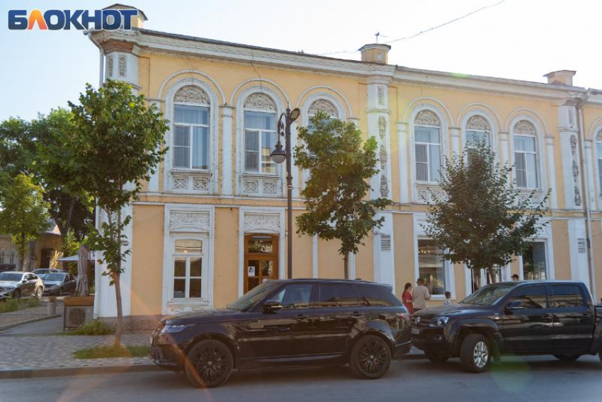 В Таганроге запретили использовать некоторые виды штукатурки на фасадах: рассказываем какие и где