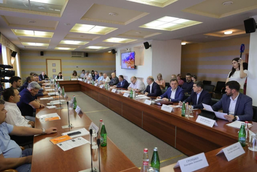 Экономические проблемы города обсудили на Совете директоров Таганрога 