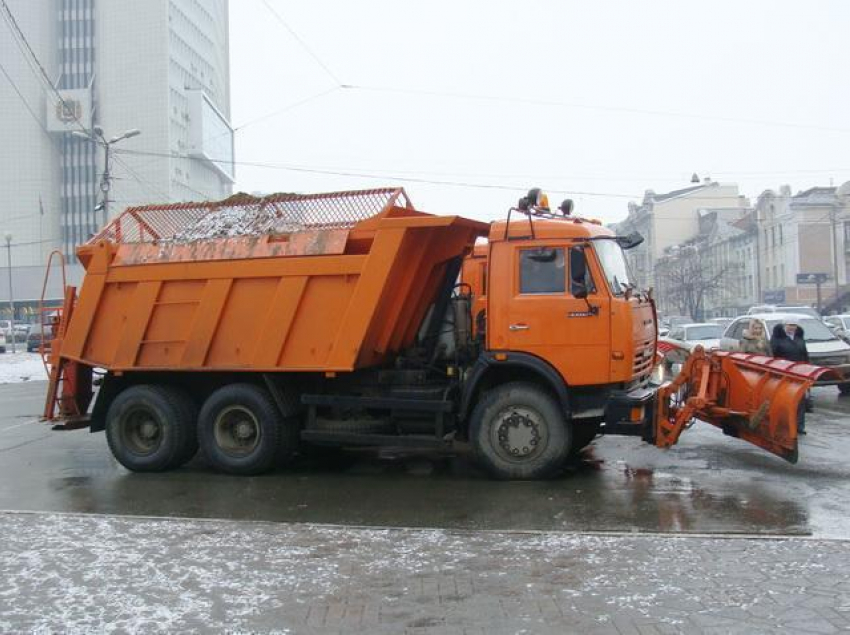 Таганрог планирует купить снегоуборочную технику в кредит