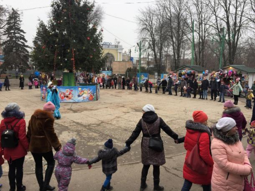 Новый год таганрожцы встретят зажигательной дискотекой, а утром — на оздоровительный забег