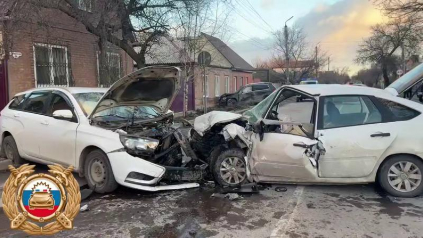 Массовая авария с жертвами надолго парализовала движение в центре города