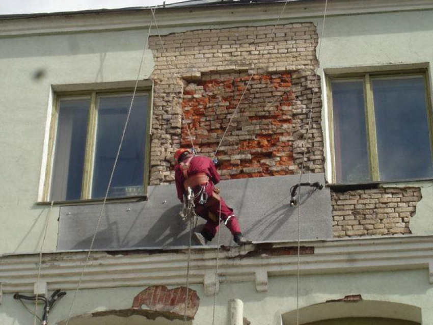 В Таганроге началась подготовка к капитальному ремонту домов в 2017 год 