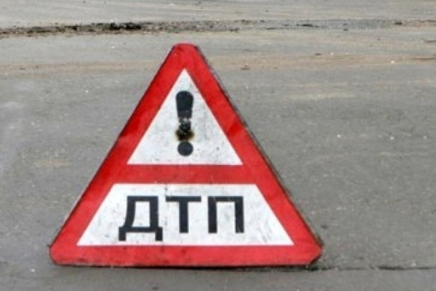 В Таганроге маршрутка сбила пешехода на «зебре"