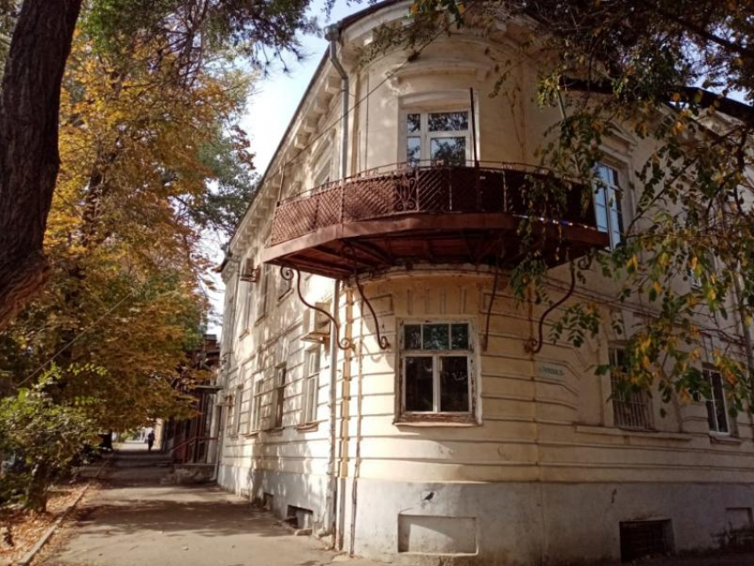 Особняк с характером: 150 лет назад в нём открылась первая библиотека Таганрога