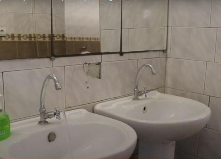 Нехватка общественных туалетов в Таганроге 