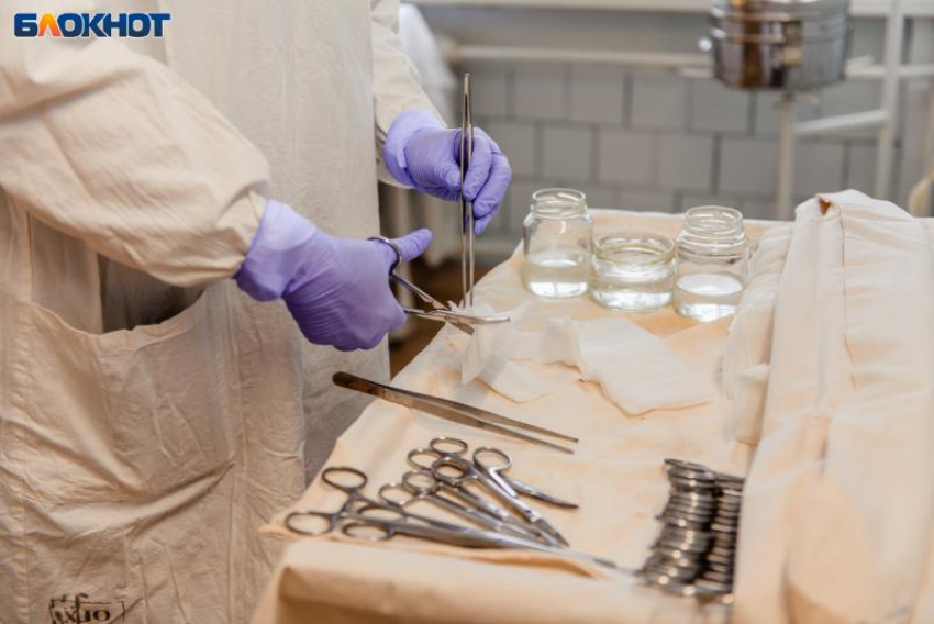 Таганрогские врачи спасли мужчину с чужим сердцем