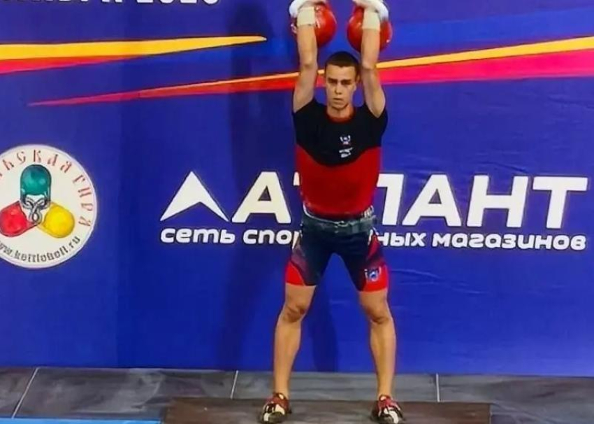  Таганрожец занял 1-е место на Кубке России по гиревому спорту 