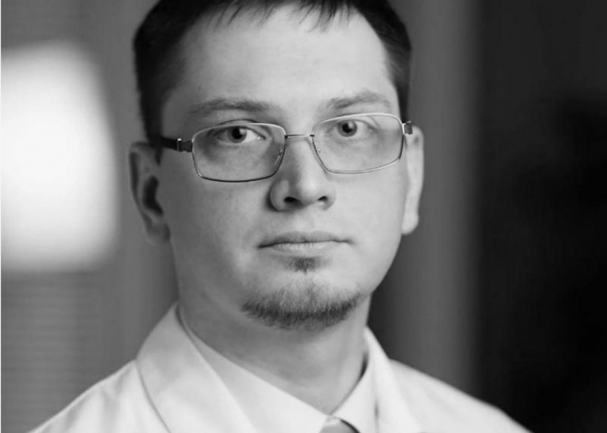 На 40-м году жизни скончался врач-невролог из Таганрога Олег Коршунов