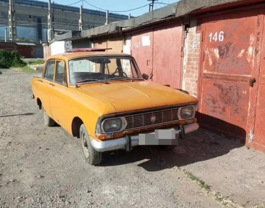 В гонках мог бы зажигать: таганрожец продаёт редкий Москвич-408