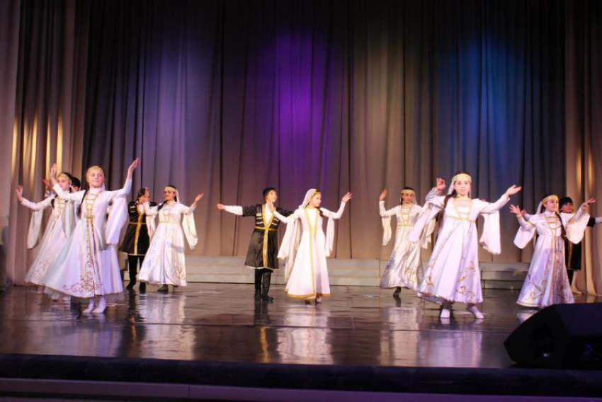 В Таганроге прошел концерт армянской национально-культурной автономии