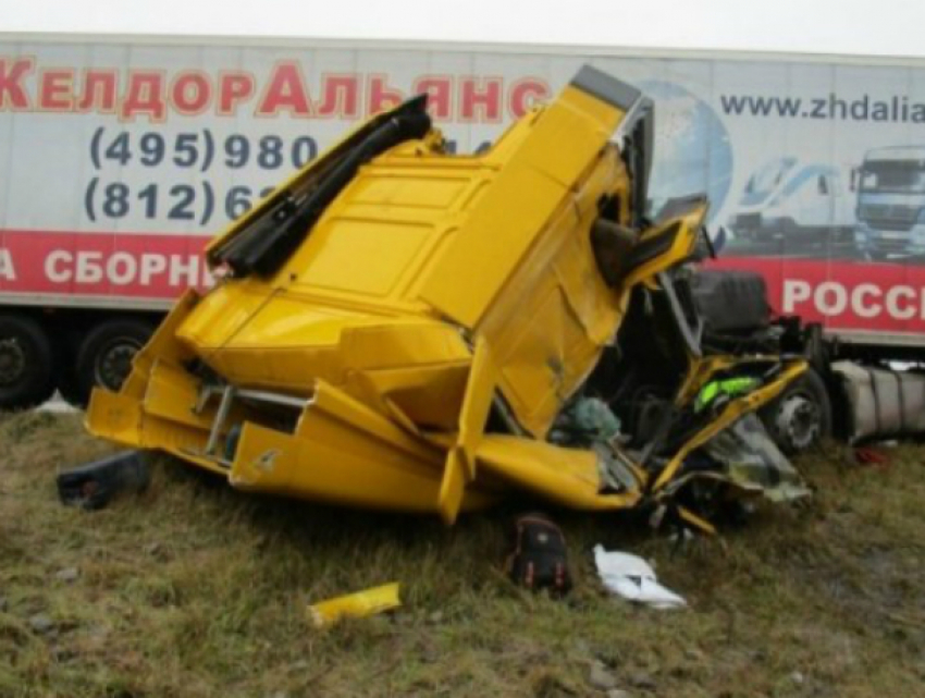 Автобус с 50 пассажирами из Таганрога попал в смертельное ДТП по дороге в Москву
