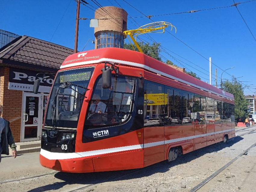 Таганрожцы переживают, чтобы новые вагоны не постигла участь трамвая-музея