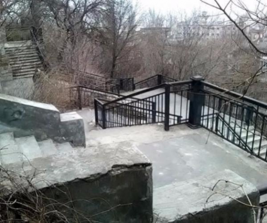 Администрация Таганрога ищет деньги на реконструкцию морской лестницы
