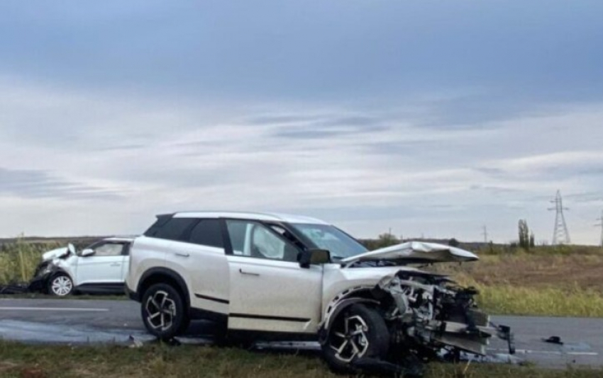 Фарш под Таганрогом. Глупое столкновение трёх машин