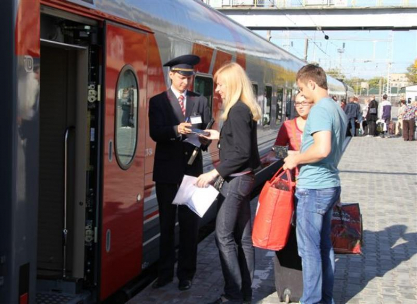 За два месяца 12 тысяч пассажиров перевез поезд «Таганрог-Москва»