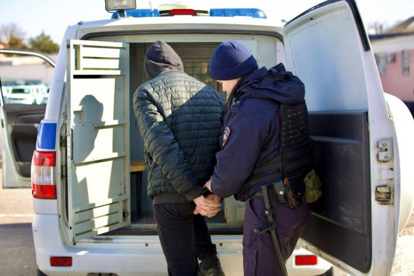 Двое таганрожцев похитили бюджетные деньги на фиктивном концерте в чужом регионе