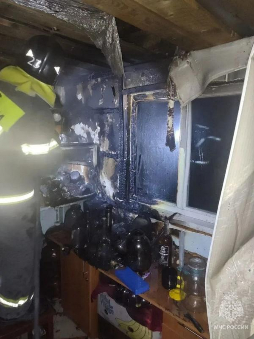 Нелепая случайность привела к пожару в частном доме под Таганрогом
