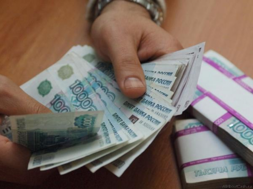 С начала 2017 года работающие жители Таганрога стали богаче на 8%