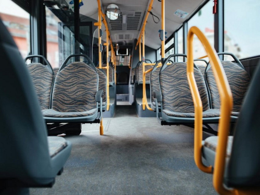 «Люди ждали, но увы...»: таганрожцы пожаловались на перенос дат движения автобусов в поминальные дни