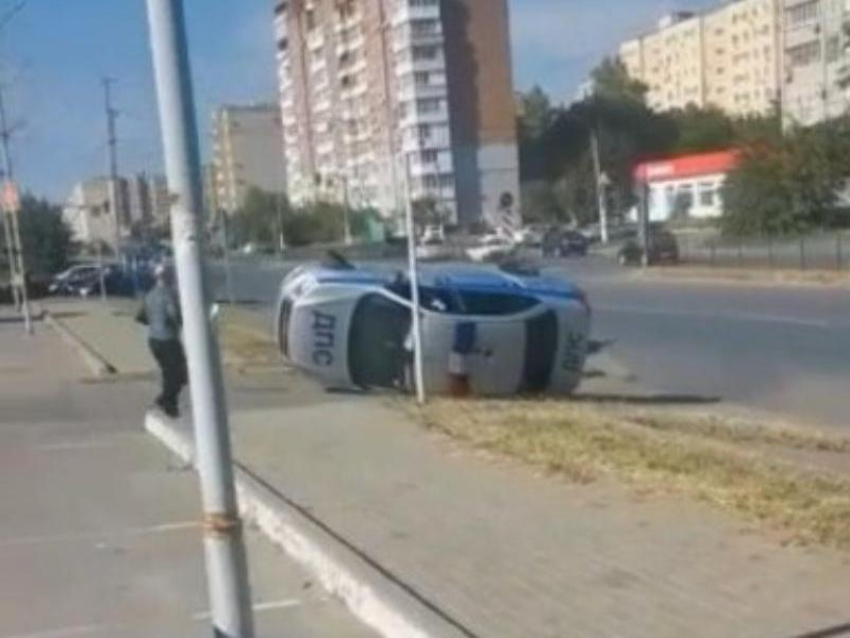 Таганрог дпс. Таганрогская 11 в протаранил машины. Таганрог ДТП Чехова транспортная. ДПС фото Таганрог.