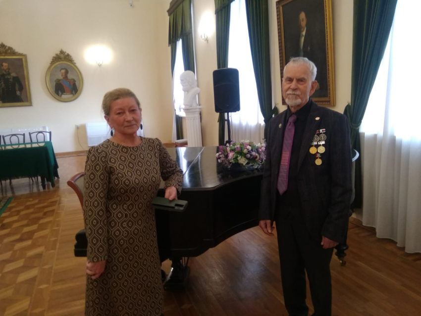 В Таганрог привезли каменную голову мальчика - будут хранить в музее