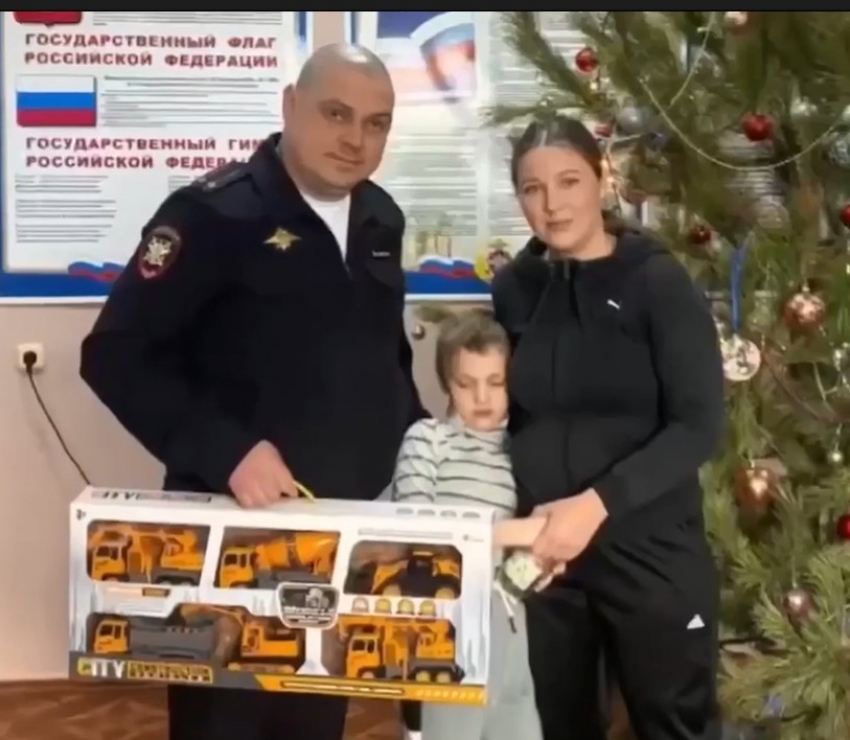 Мечту маленького таганрожца исполнили благодаря «Елке желаний"