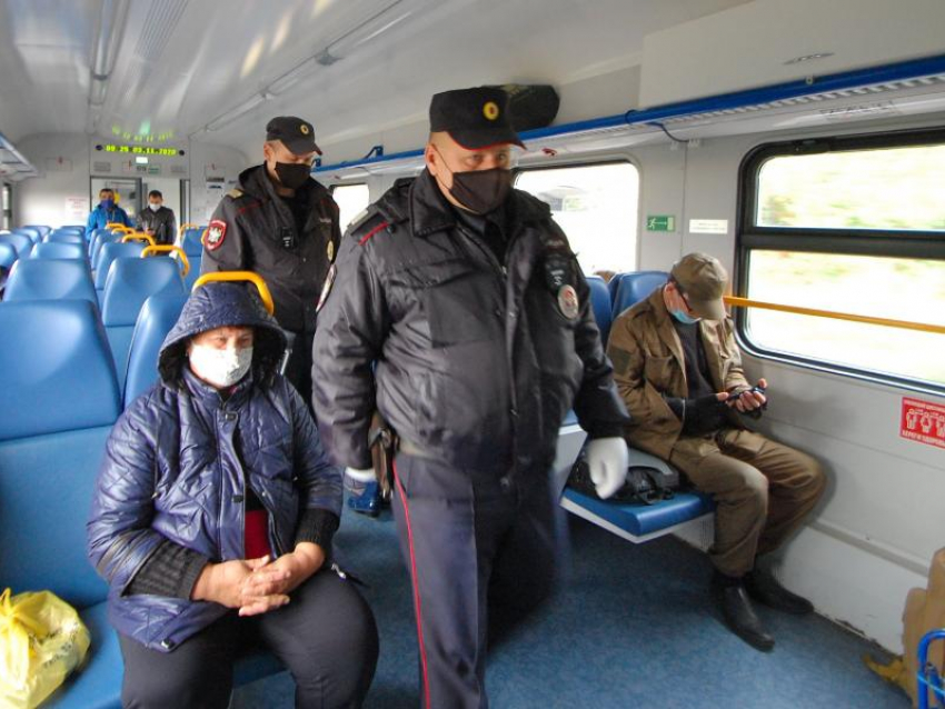 95 % пассажиров электричек Ростов-Таганрог ездят в масках