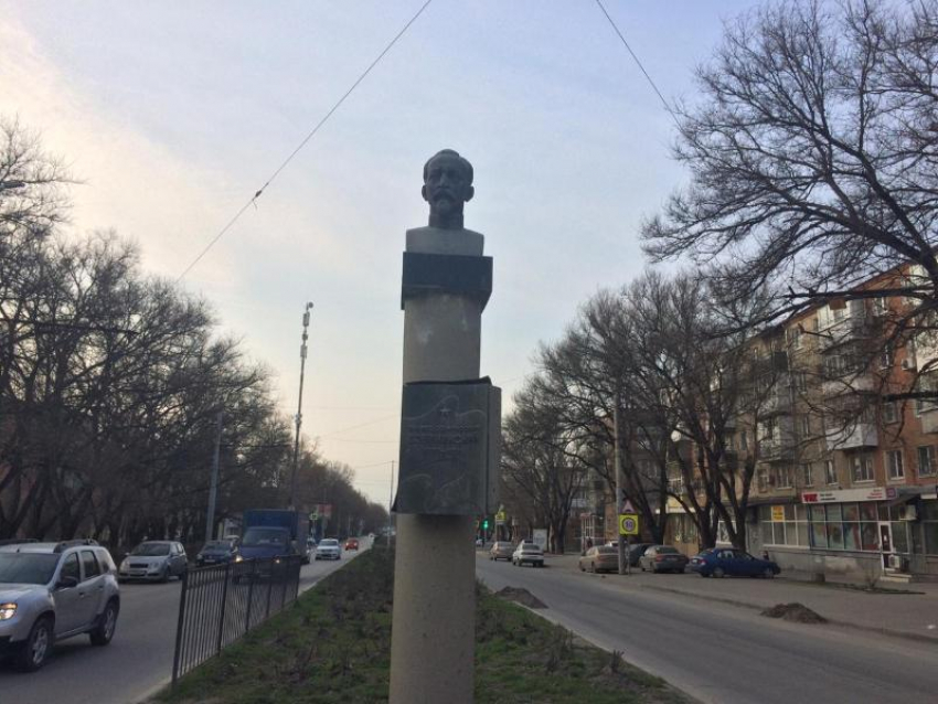 В Таганроге установлены охраняемые границы памятника Ф.Дзержинскому 