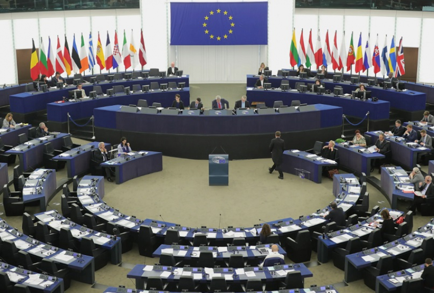 ЕС ввёл санкции в отношении 10 российских силовиков и судей - месть за журналистку Викторию Рощину?