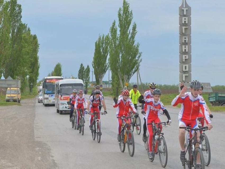 В Таганроге ко Дню Победы 12 000 километров преодолеют участники велопробега 