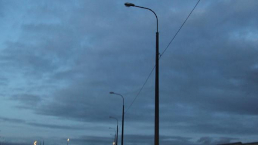 В Таганроге после сентябрьского урагана 90 улиц остаются без света