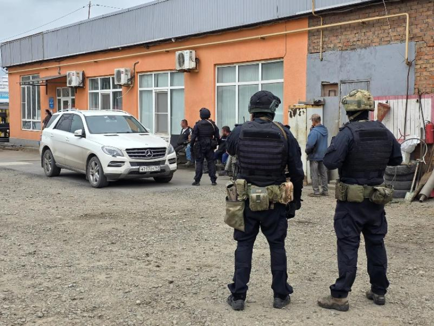 Сотни миллионов мимо бойцов СВО: лидер дагестанской общины Таганрога попал под уголовное дело
