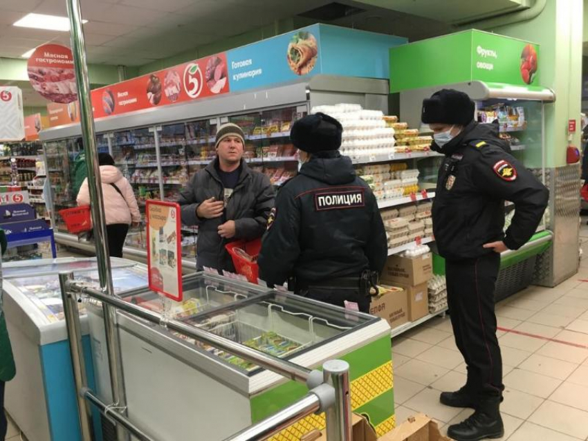  Нужда, или погоня за адреналином: таганрожца задержали за кражу продуктов из магазина