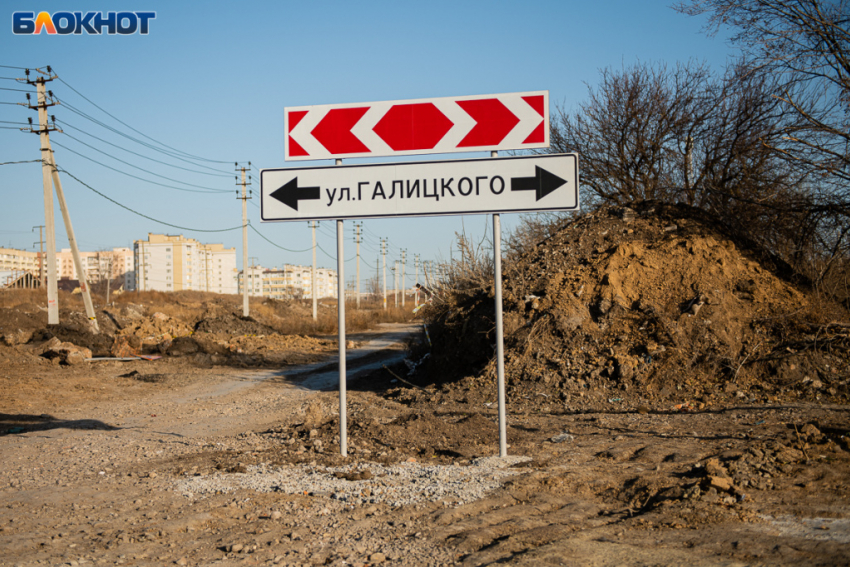 Дорога к школе №39 в Таганроге преобразится не раньше 2024 года 
