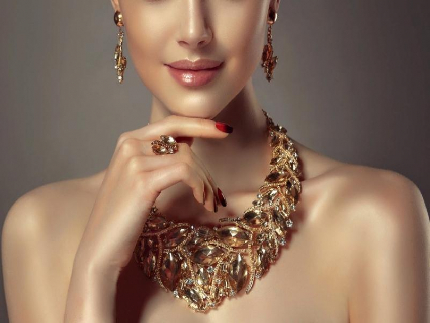 Летний апгрейд украшений: где сделать быстро и выгодно?