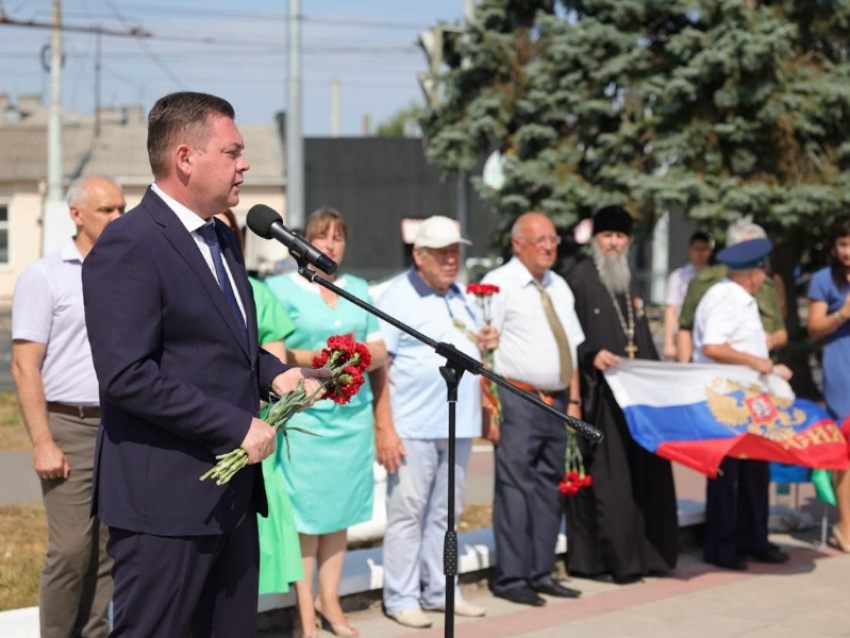 Таганрог отметил День Воздушно-десантных войск особым почтением к памяти генерала Василия Маргелова