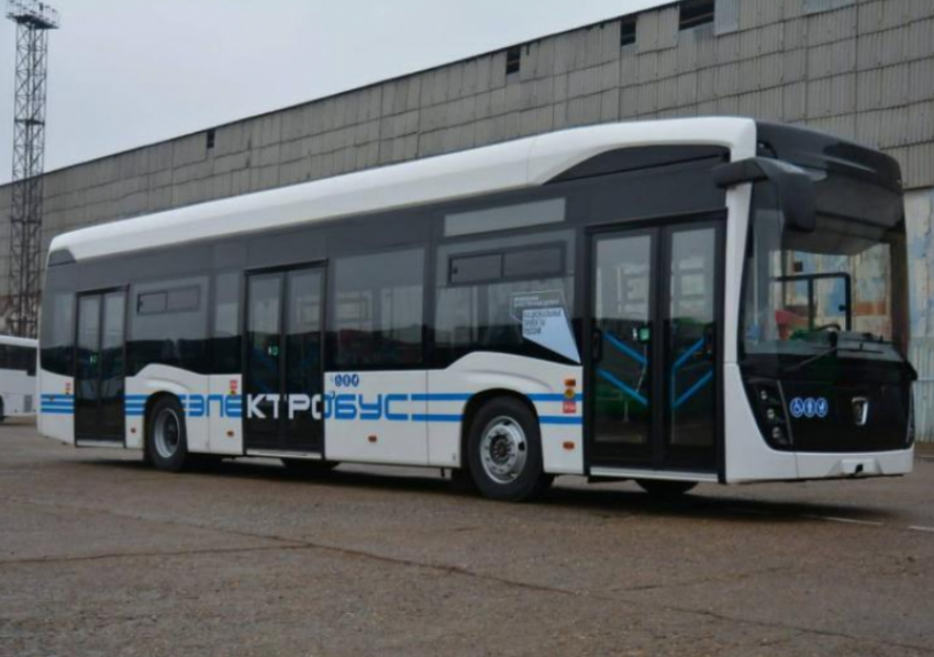 Электробус изменил маршрут, но таганрожцы снова недовольны