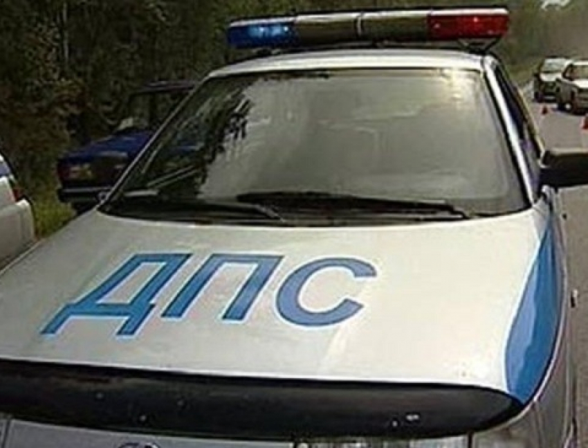 В Таганроге обокрали машину сотрудника ГИБДД