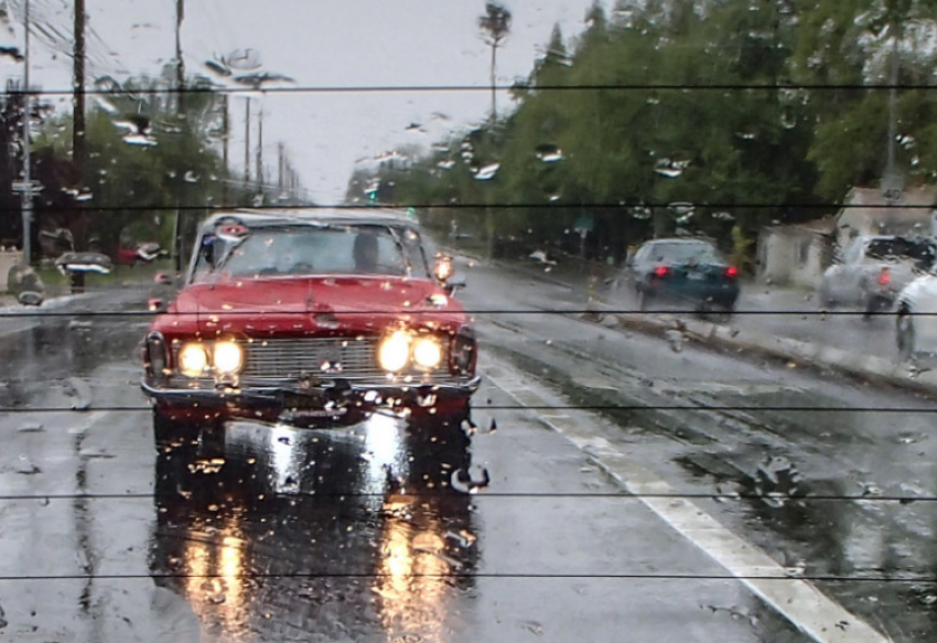 Таганрожцы, обратите особое внимание на временные дорожные знаки - Госавтоинспекция предупредила о плохих условиях для водителей