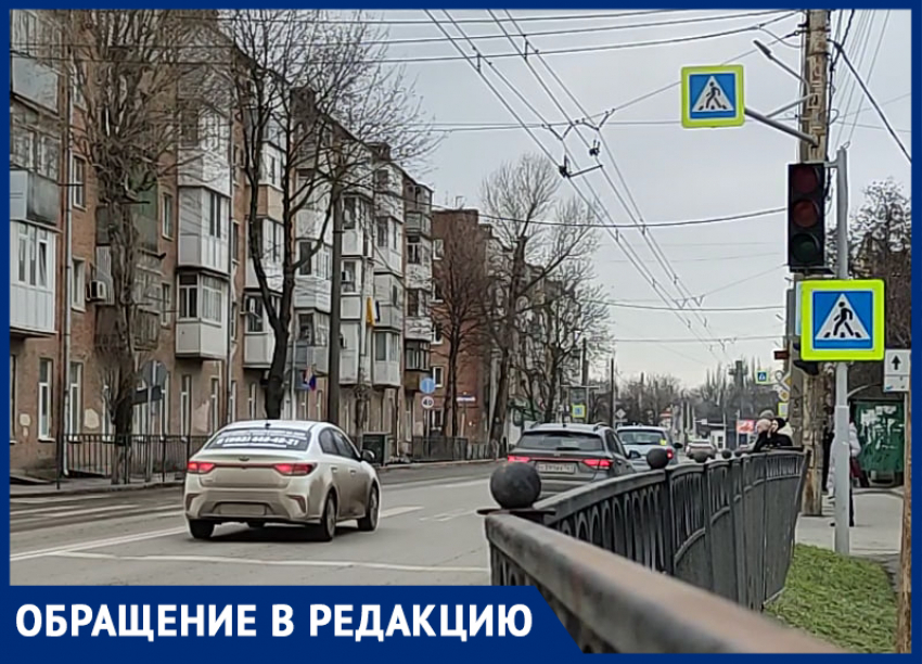 Неисправный светофор стал причиной штрафов для таганрожцев,но «Благоустройство» неисправность отрицает