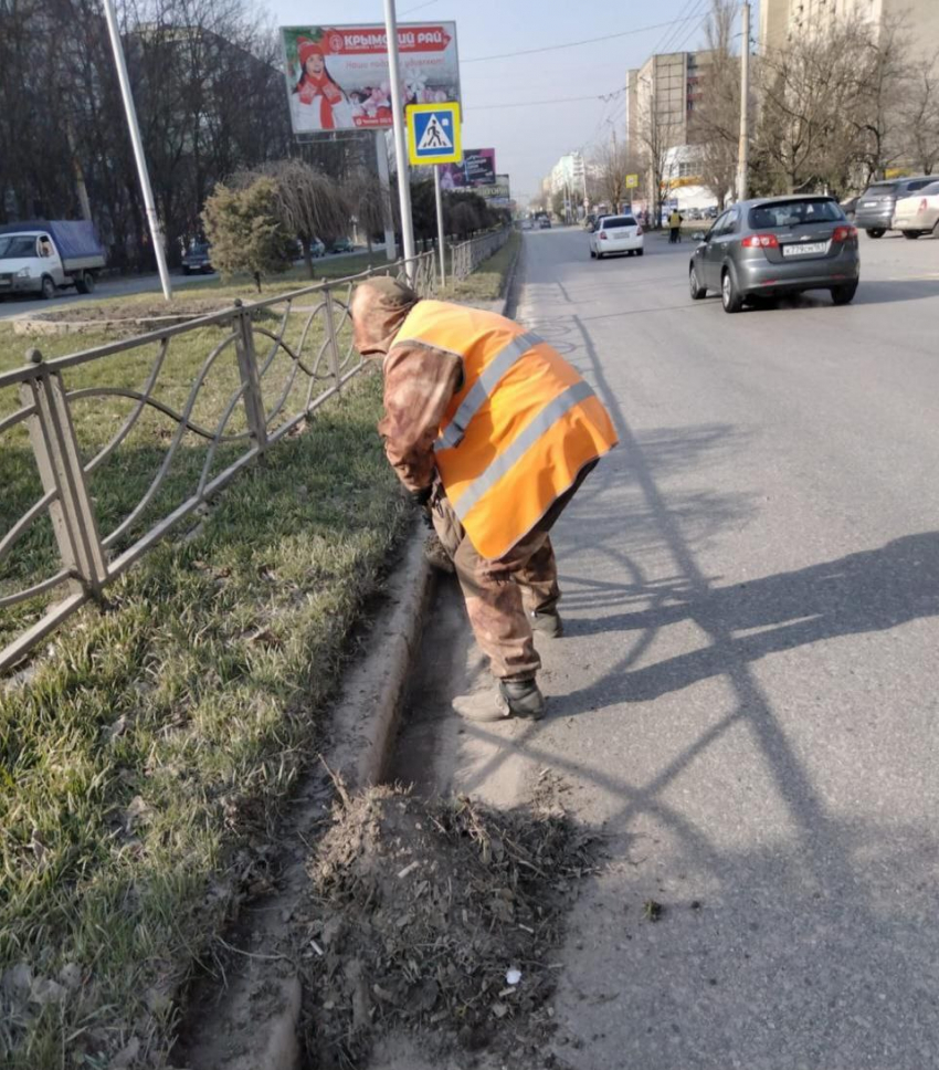 Очистить дороги в Таганроге обещают в середине марта